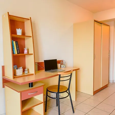 Columba - Meubles Sud 4*