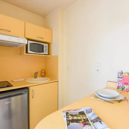 Hotel apartamentowy Columba - Meubles Sud