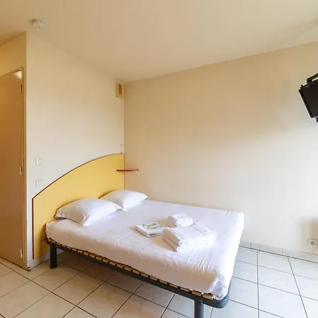 Hotel apartamentowy Columba - Meubles Sud