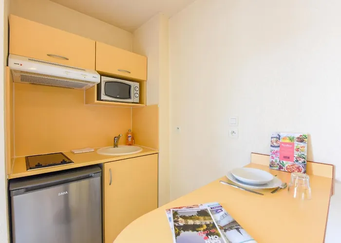 Lejlighedshotel Columba - Meubles Sud